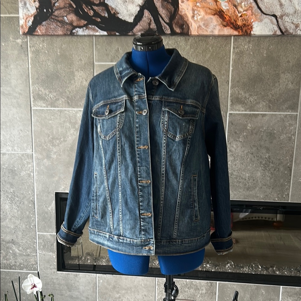 Torrid Blue Jean Jacket Classic Denim Essential